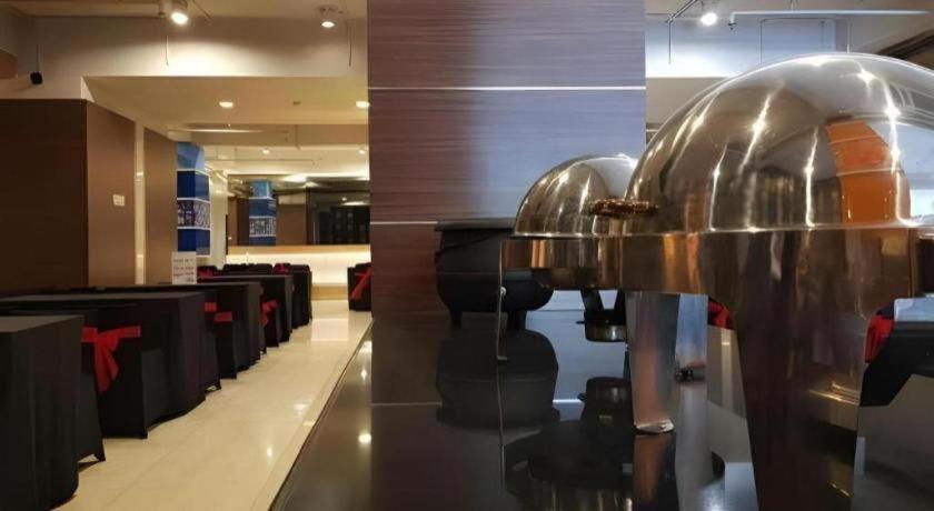 U Stay Hotel Mangga Besar Jakarta Exterior foto